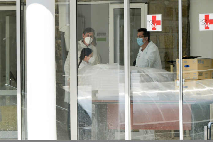 ostojic:-vakcine-bezbedne-za-decu,-prevashodno-treba-da-ih-prime-roditelji-i-prosvetni-radnici ostojic:-vakcine-bezbedne-za-decu,-prevashodno-treba-da-ih-prime-roditelji-i-prosvetni-radnici