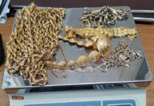 Carinici na Gradini zaplenili zlatni nakit vrednosti skoro 23.000 evra carinici-na-gradini-zaplenili-zlatni-nakit-vrednosti-skoro-23.000-evra