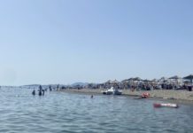 Tragedija na Velikoj plaži: Skuterom usmrtilo kupača, policija traga za počiniocem tragedija-na-velikoj-plazi:-skuterom-usmrtilo-kupaca,-policija-traga-za-pociniocem