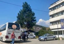 Policija u autobusu ka Novom Pazaru zatekla 68 ilegalnih migranata policija-u-autobusu-ka-novom-pazaru-zatekla-68-ilegalnih-migranata