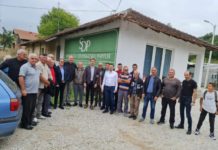 Funkcioneri Sandžačke demokratske partije obišli meštane Trnave i Šutrnovca funkcioneri-sandzacke-demokratske-partije-obisli-mestane-trnave-i-sutrnovca