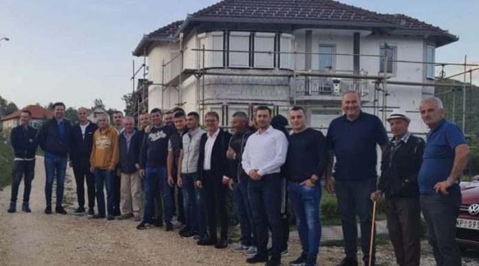 hasanovic-i-delegacija-sdp-razgovarali-sa-mjestanima-trnave-i-sutenovca