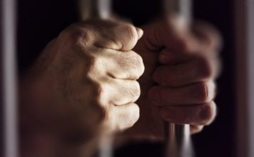 Makroima za “elitnu prostituciju” zatvorske i novčane kazne makroima-za-“elitnu-prostituciju”-zatvorske-i-novcane-kazne