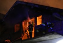 U požaru u Novom Pazaru povređeno više lica! U kući bilo i dece u-pozaru-u-novom-pazaru-povredjeno-vise-lica!-u-kuci-bilo-i-dece