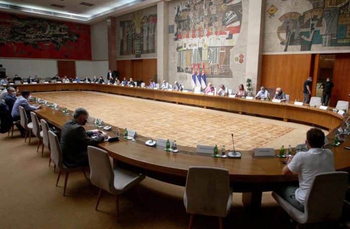 pala-odluka!-uvode-se-kovid-propusnice pala-odluka!-uvode-se-kovid-propusnice