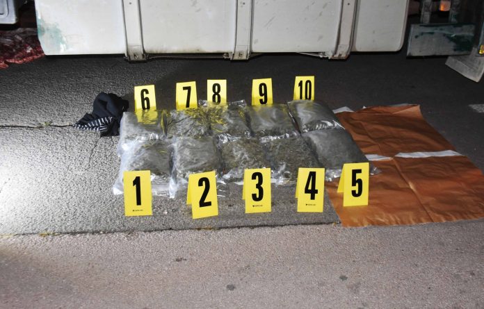 novopazarac-prevozio-drogu-kamionom novopazarac-prevozio-drogu-kamionom