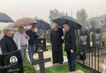 Gradonačelnik sa saradnicima obišao porušene spomenike na Šestovu gradonacelnik-sa-saradnicima-obisao-porusene-spomenike-na-sestovu