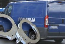 Dolijao: Uhapšen jer je pretio da će baciti bombu komšijama dolijao:-uhapsen-jer-je-pretio-da-ce-baciti-bombu-komsijama