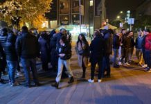 NOVI PAZAR: Nekoliko desetina građana na protestu protiv kovid propusnica novi-pazar:-nekoliko-desetina-gradjana-na-protestu-protiv-kovid-propusnica