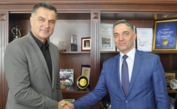 Biševac sa delegacijom Rožaja o prekograničnoj saradnji i liberalizaciji graničnog prelaza bisevac-sa-delegacijom-rozaja-o-prekogranicnoj-saradnji-i-liberalizaciji-granicnog-prelaza