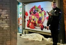 Detalji tragedije u Novom Pazaru! Beživotno telo u centru pronašli slučajni prolaznici (FOTO) detalji-tragedije-u-novom-pazaru!-bezivotno-telo-u-centru-pronasli-slucajni-prolaznici-(foto)