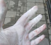 Predstavnik SDPS-a Rasima Ljajića uništio mural posvećen Ratku Mladiću predstavnik-sdps-a-rasima-ljajica-unistio-mural-posvecen-ratku-mladicu