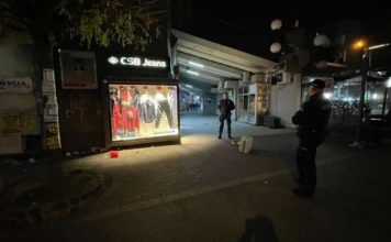 Uhapšen muškarac koji je pokušao da uništi tablu Aćif Efendije uhapsen-muskarac-koji-je-pokusao-da-unisti-tablu-acif-efendije