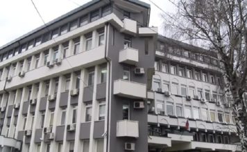 Nastavniku iz Tutina ostaje kazna od tri godine zatvora nastavniku-iz-tutina-ostaje-kazna-od-tri-godine-zatvora