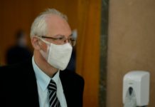 Kon: Treća doza vakcina bi trebalo da štiti od omikron soja korona virusa kon:-treca-doza-vakcina-bi-trebalo-da-stiti-od-omikron-soja-korona-virusa