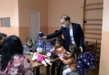 Mališanima poklon paketići malisanima-poklon-paketici