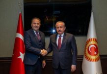 Delegacija iz Sandžaka na sastanku sa predsednikom Velike Narodne skupštine Republike Turske (FOTO) delegacija-iz-sandzaka-na-sastanku-sa-predsednikom-velike-narodne-skupstine-republike-turske-(foto)