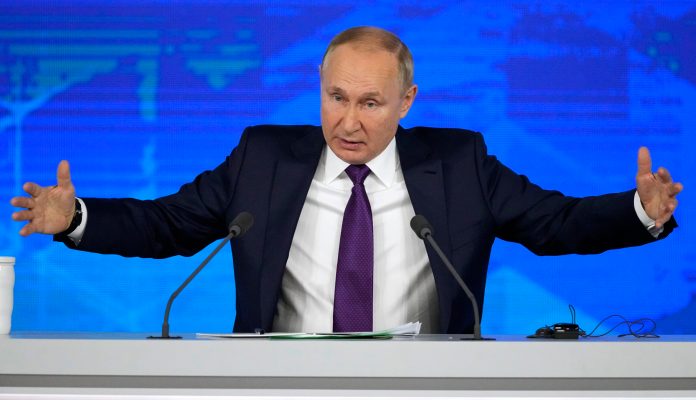 putin:-nadam-se-da-cemo-u-2022.-godine-dostici-kolektivni-imunitet