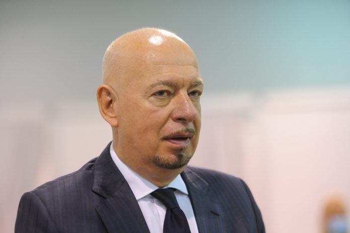 bekic:-razmislja-se-o-tome-da-beogradski-sajam-postane-kovid-ambulanta bekic:-razmislja-se-o-tome-da-beogradski-sajam-postane-kovid-ambulanta