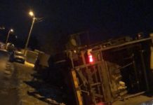 Prevrnulo se vozilo Gradske čistoće u novopazarskom naselju Mur prevrnulo-se-vozilo-gradske-cistoce-u-novopazarskom-naselju-mur