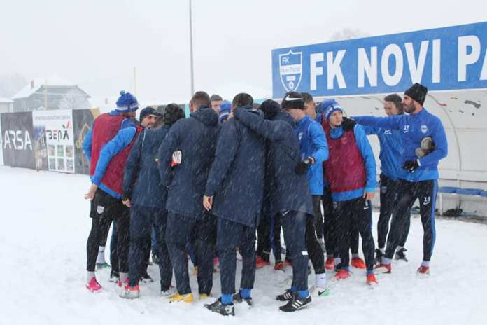 fudbalski-klub-novi-pazar-predstavio-cetvoricu-novih-igraca fudbalski-klub-novi-pazar-predstavio-cetvoricu-novih-igraca