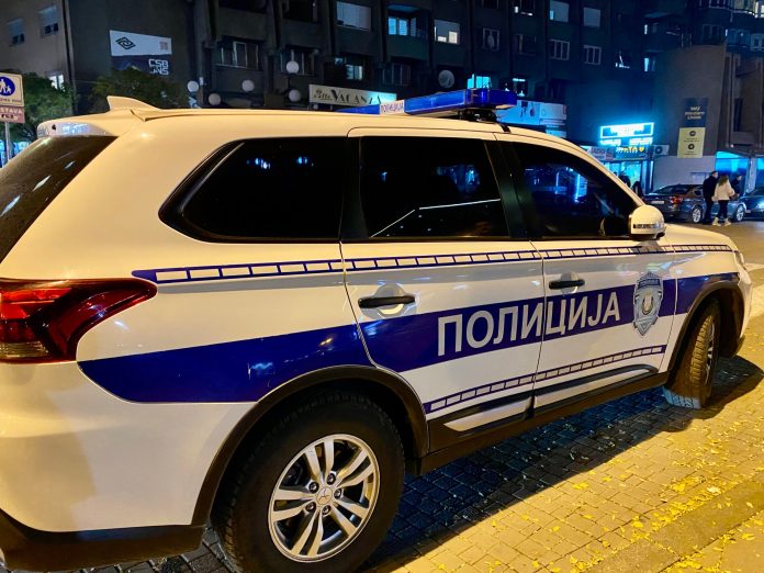 filmska-situacaija!-novopazarci-ukrali-pistolj-iz-policijske-stanice-i-prodali-ga