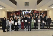 Gradonačelnik Novog Pazara uručio priznanja za najbolje učenike i nastavnike gradonacelnik-novog-pazara-urucio-priznanja-za-najbolje-ucenike-i-nastavnike