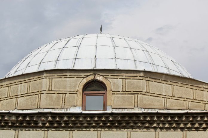 u-nedelju-nastupa-lejletu-l-miradz