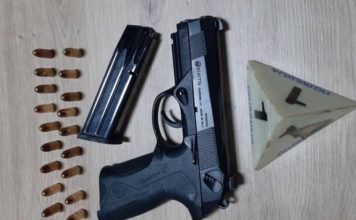 METAK U CEV I VOŽNJA DŽIPOM! Uhapšen Novopazarac sa pištoljem i 17 komada municije metak-u-cev-i-voznja-dzipom!-uhapsen-novopazarac-sa-pistoljem-i-17-komada-municije