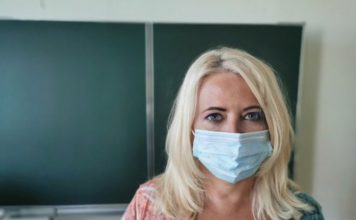 Nastavnici u školama podeljeni oko preporuke o maskama nastavnici-u-skolama-podeljeni-oko-preporuke-o-maskama