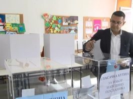 glasao-kandidat-za-narodnog-poslanika-dr-muamer-bacevac
