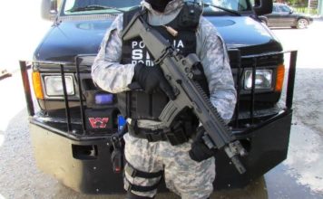 Avaz: Uhapšeno 12 osoba, ima pripadnika zemunskog klana? avaz:-uhapseno-12-osoba,-ima-pripadnika-zemunskog-klana?