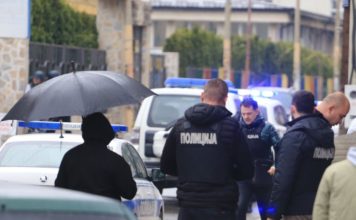 Novopazarac koji je večeras izvršio samoubistvo držao članove porodice kao taoce u aprilu 2018. godine novopazarac-koji-je-veceras-izvrsio-samoubistvo-drzao-clanove-porodice-kao-taoce-u-aprilu-2018.-godine