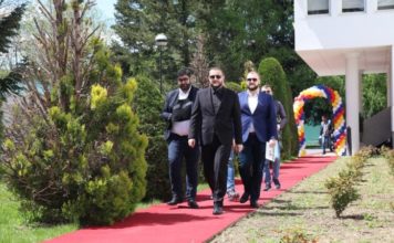 Usame pokušao da uđe u Savet Univerziteta! Jednoglasno odbijen usame-pokusao-da-udje-u-savet-univerziteta!-jednoglasno-odbijen