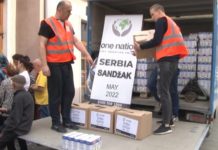 Podeljeno 200 paketa siromašnima iz Novog Pazara i Tutina podeljeno-200-paketa-siromasnima-iz-novog-pazara-i-tutina