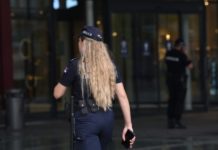 Evakuisana zgrada Ministarstva finansija zbog dojave o bombi evakuisana-zgrada-ministarstva-finansija-zbog-dojave-o-bombi