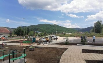 Dečije igralište u novopazarskom naselju Deževski put decije-igraliste-u-novopazarskom-naselju-dezevski-put