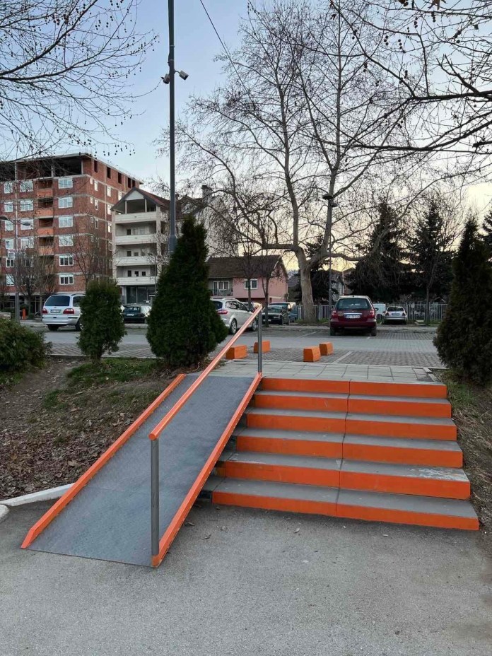 rampe-za-pomoc-majkama-sa-kolicima-i-osobama-sa-invaliditetom-na-rekreacionom-centru rampe-za-pomoc-majkama-sa-kolicima-i-osobama-sa-invaliditetom-na-rekreacionom-centru
