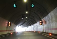 Udes na autoputu “Miloš Veliki”, prevrnuo se šleper udes-na-autoputu-“milos-veliki”,-prevrnuo-se-sleper