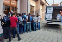 HO “Merhamet Sandžaka” i “One nation” podelili humanitarne pakete sa osnovnim životnim namirnicama ho-“merhamet-sandzaka”-i-“one-nation”-podelili-humanitarne-pakete-sa-osnovnim-zivotnim-namirnicama