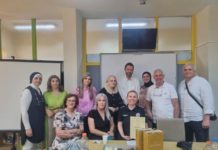 Direktorka OŠ “Vuk Karadžić” iz Novog Pazara dodelila zahvalnice službenicima PU Novi Pazar direktorka-os-“vuk-karadzic”-iz-novog-pazara-dodelila-zahvalnice-sluzbenicima-pu-novi-pazar