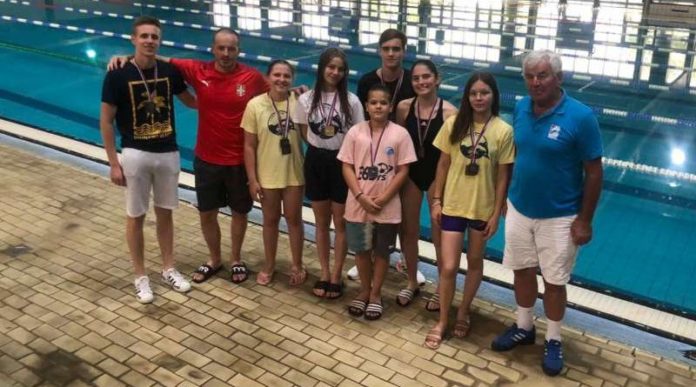 delfinima-11-medalja-u-krusevcu delfinima-11-medalja-u-krusevcu