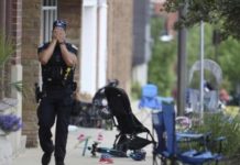 Drama kod Čikaga: Ubijeno najmanje šest osoba, 24 ranjene drama-kod-cikaga:-ubijeno-najmanje-sest-osoba,-24-ranjene