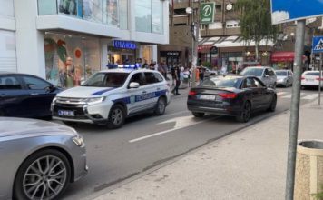 BRUTALNA TUČA U CENTRU NOVOG PAZARA! Jedno lice povređeno brutalna-tuca-u-centru-novog-pazara!-jedno-lice-povredjeno