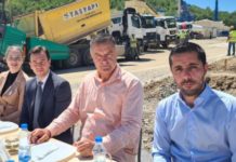 Momirović: Želimo da pošaljemo jasan signal da Novi Pazar i Tutin zaslužuju investicije momirovic:-zelimo-da-posaljemo-jasan-signal-da-novi-pazar-i-tutin-zasluzuju-investicije