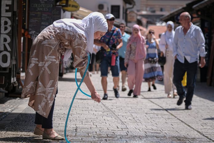 bih-na-listi-visokorizicnih-za-putovanja-zbog-korone