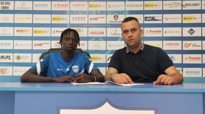 kur-kur-zaduzio-plavi-dres kur-kur-zaduzio-plavi-dres