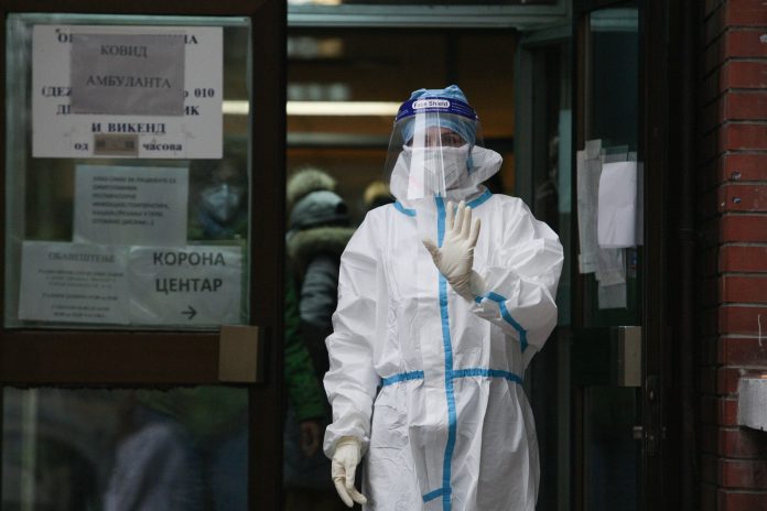 za-24-sata-skoro-6.000-pozitivnih-na-korona-virus,-14-preminulih