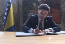 SKANDALOZNA IZJAVA ABAZOVIĆA U SREBRENICI! Genocid je počinjen nad ljudima