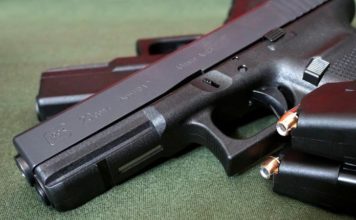 NOVA AKCIJA INTERVENTNE JEDINICE POLICIJE! Pronađena dva pištolja u vozilu u Novom Pazaru nova-akcija-interventne-jedinice-policije!-pronadjena-dva-pistolja-u-vozilu-u-novom-pazaru